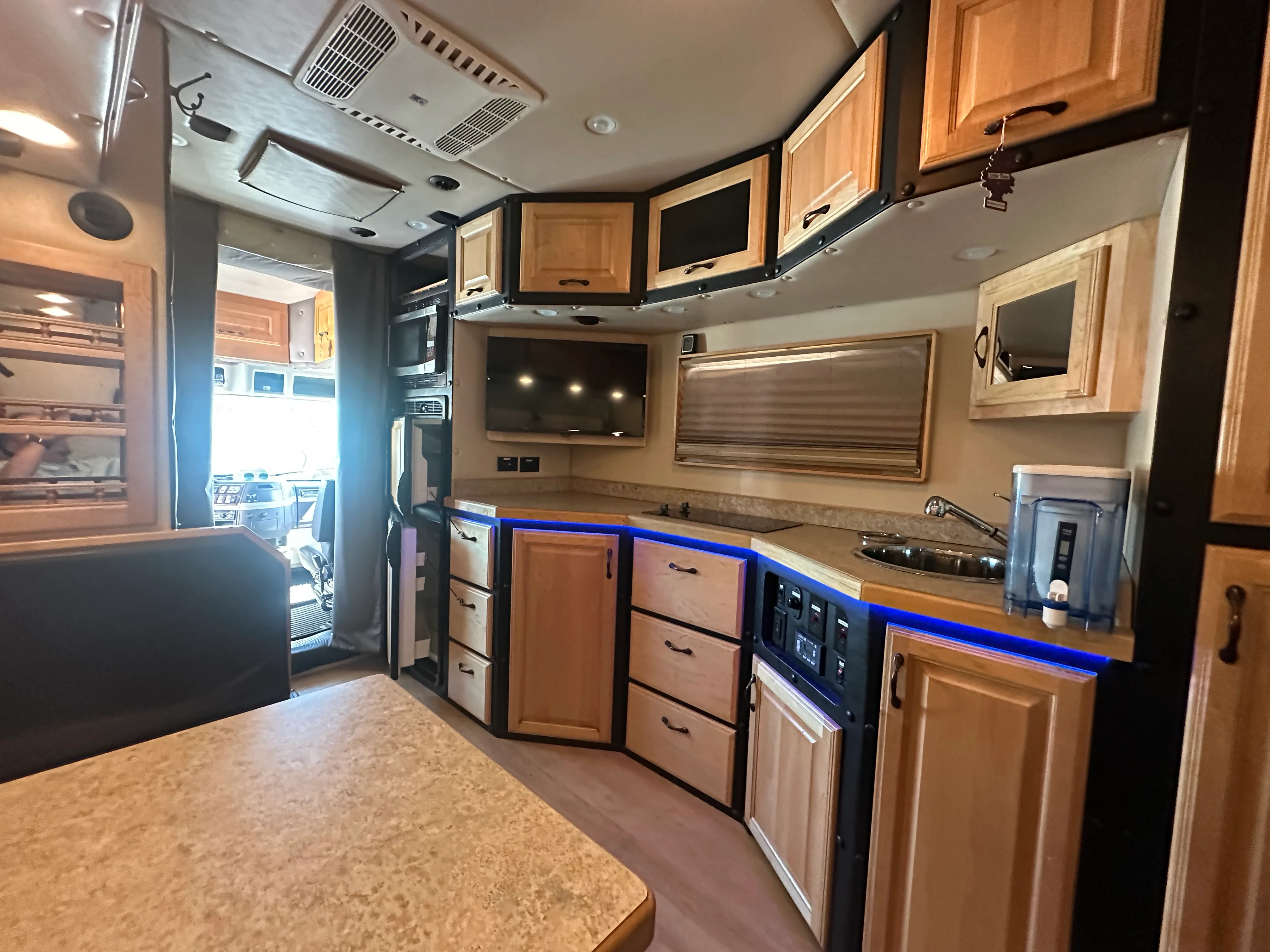 2016 Volvo VNL 860 in ATLANTA (700 & 703), GA — photo 11