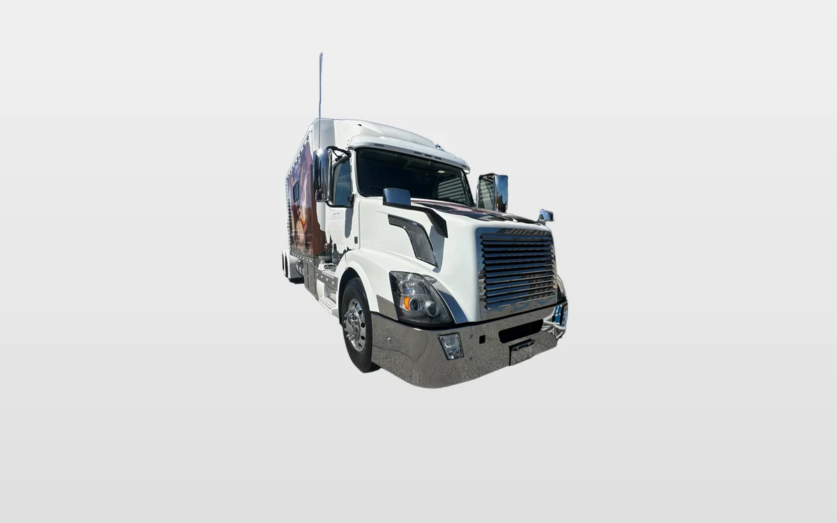 2016 Volvo - image 1