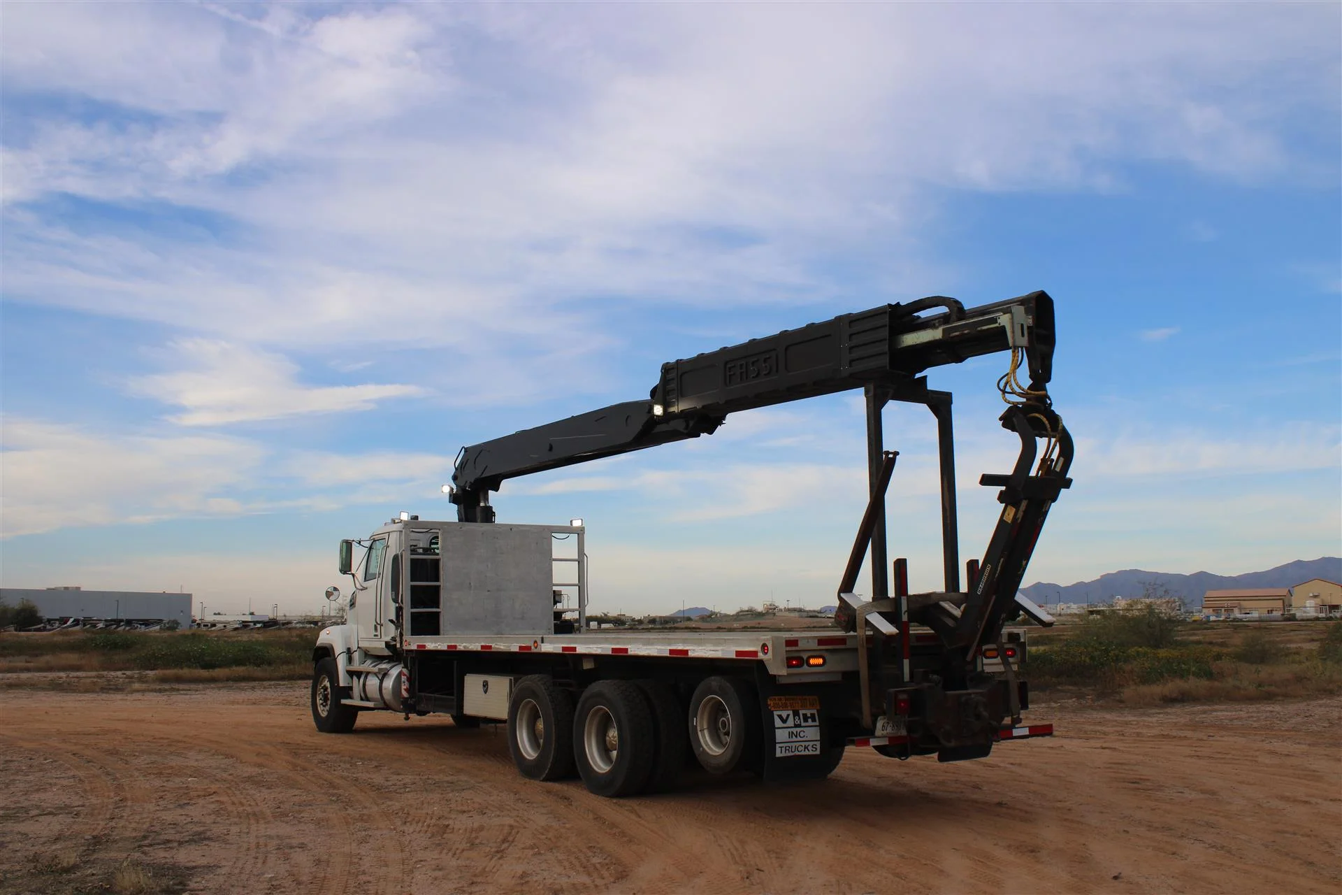 2016 Western Star 4700 - image 7