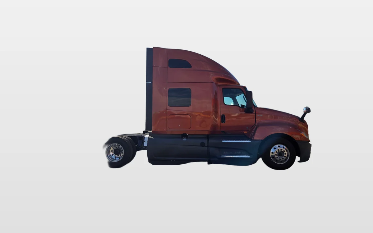 2022 INTERNATIONAL LT625 - image 1