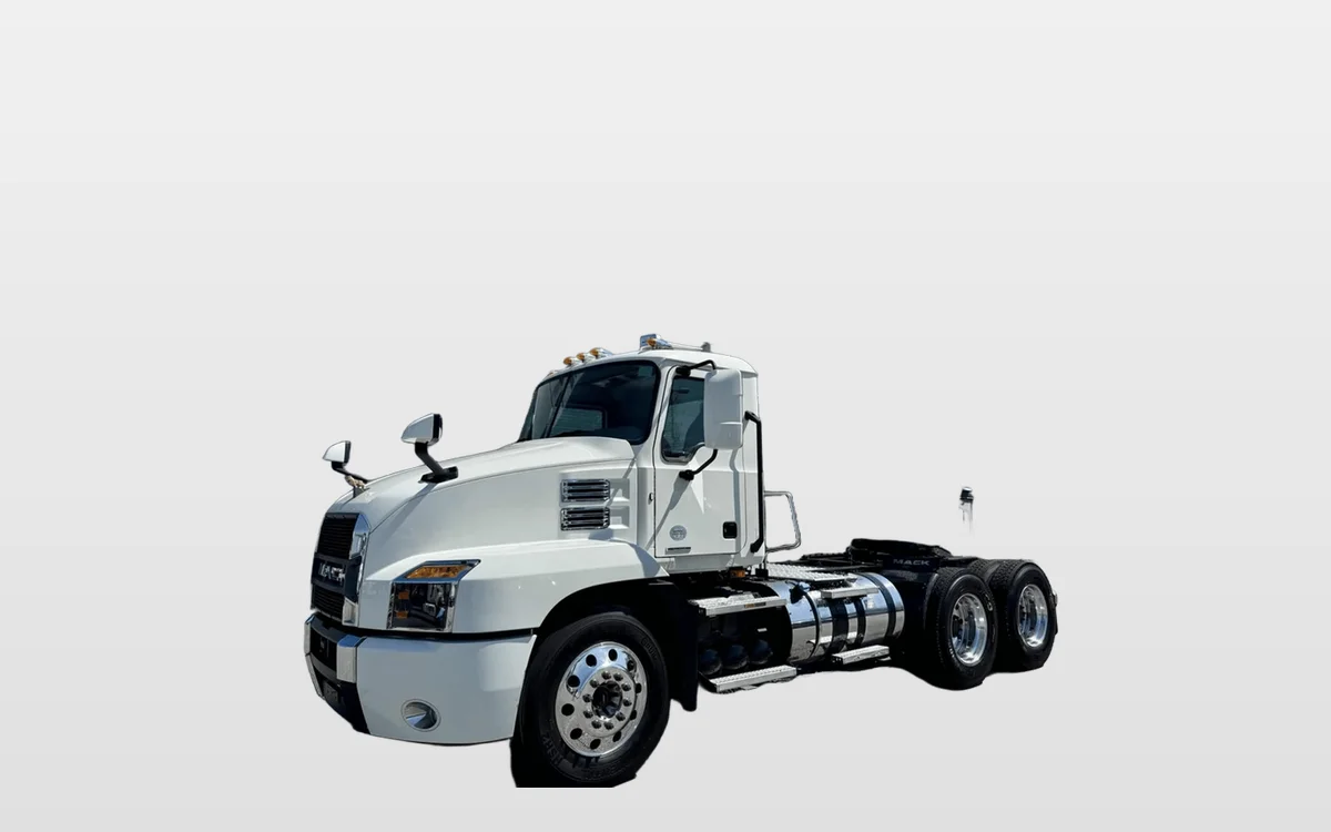 2022 Mack Anthem - image 1