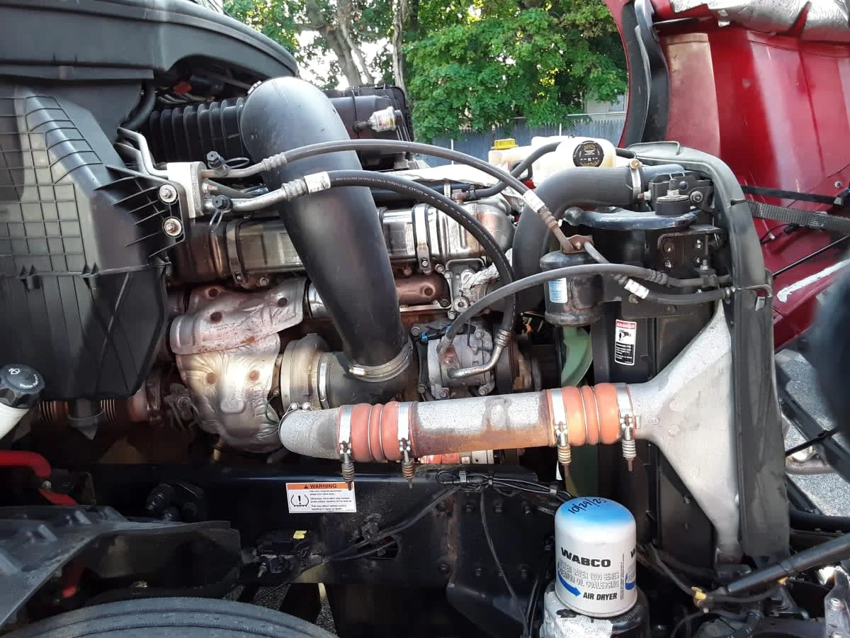 2020 Freightliner Cascadia in Allentown, PA — photo 15