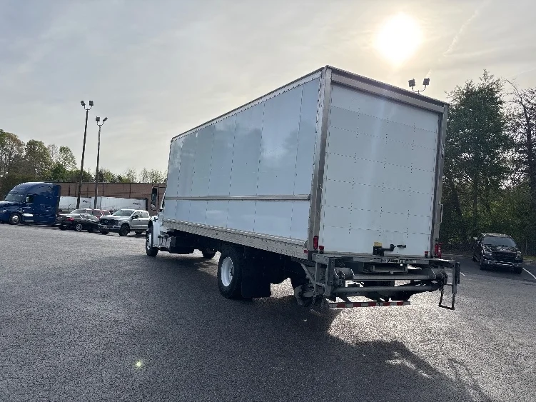 2022 Freightliner M2 106 - image 6