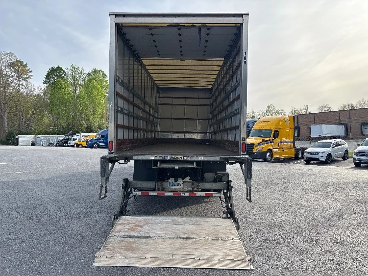 2022 Freightliner M2 106 - image 9