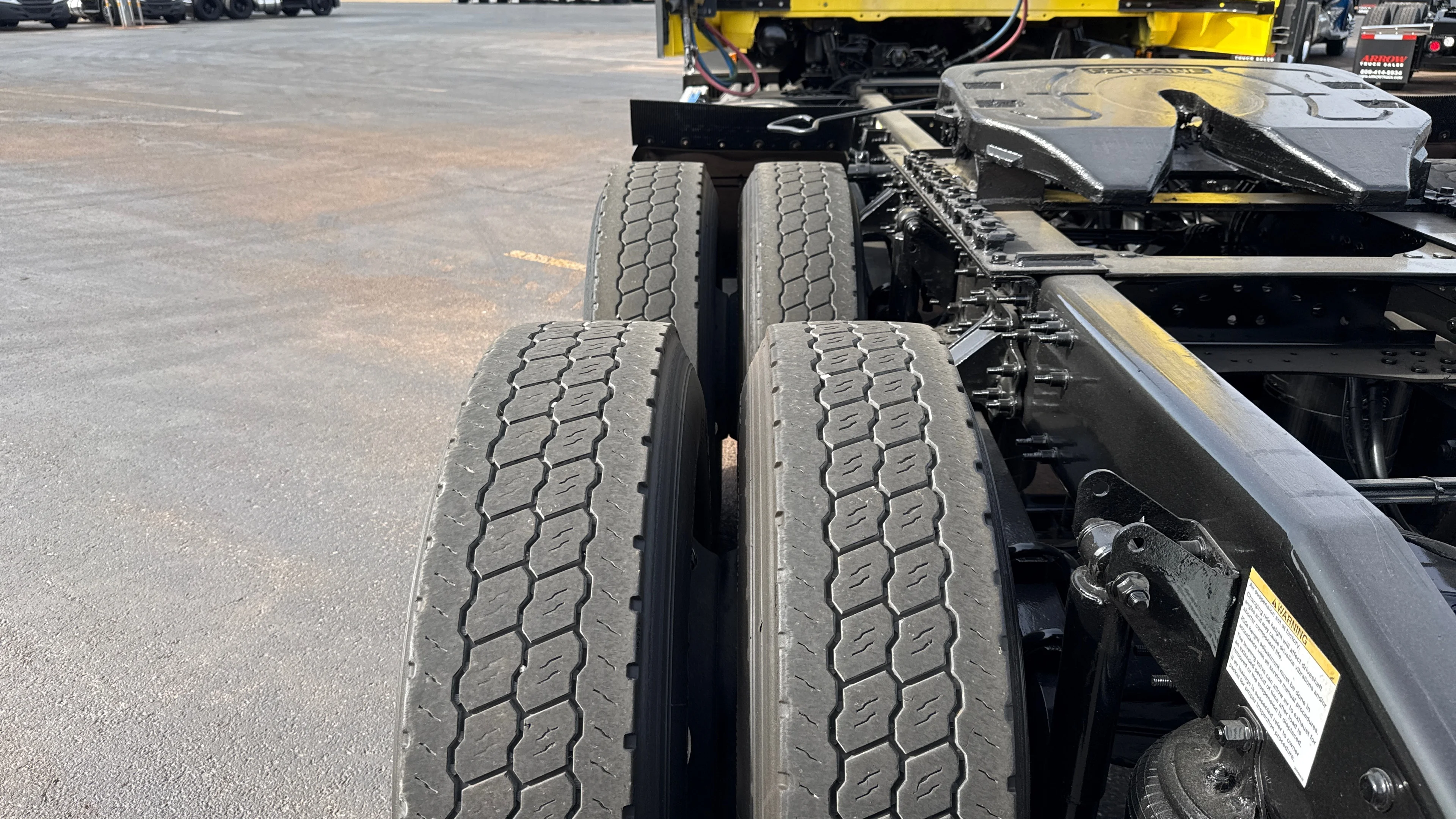 2023 Freightliner Cascadia - image 10