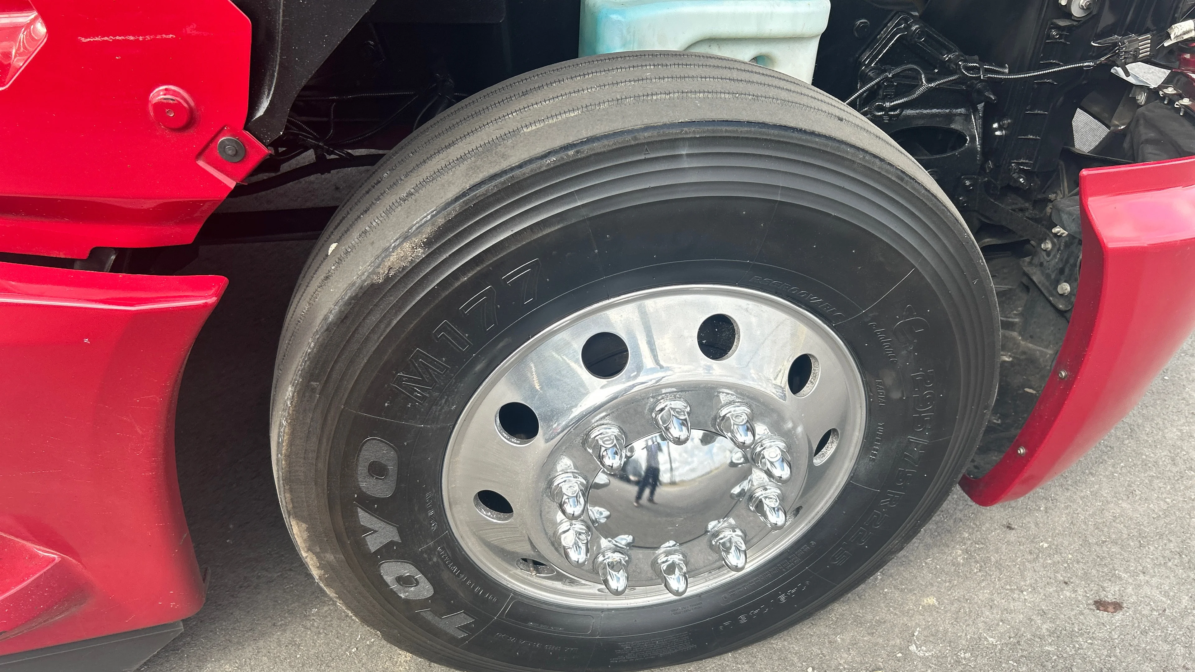 2023 Freightliner Cascadia - image 23