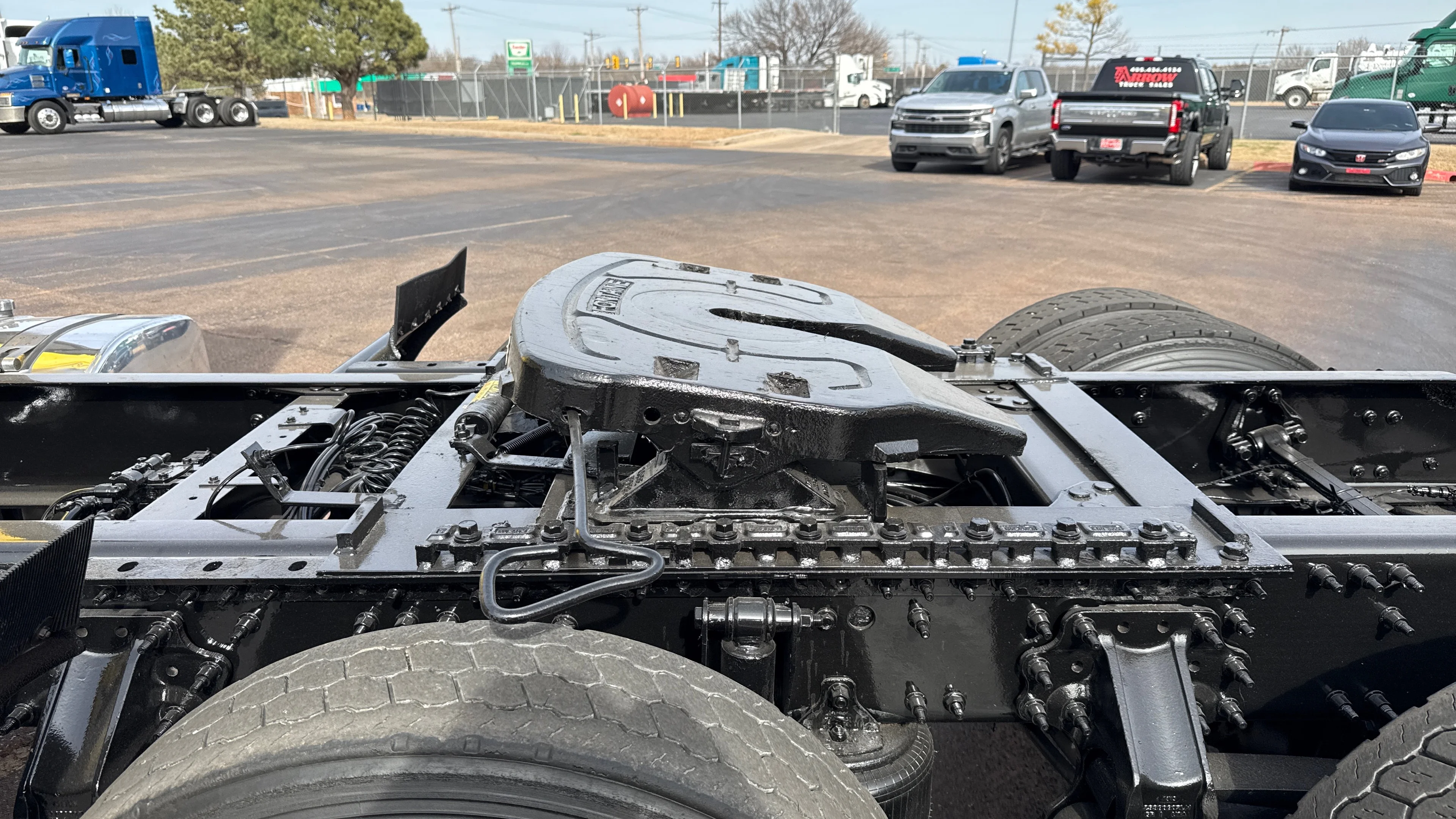 2023 Freightliner Cascadia in Kansas City, MO — photo 2