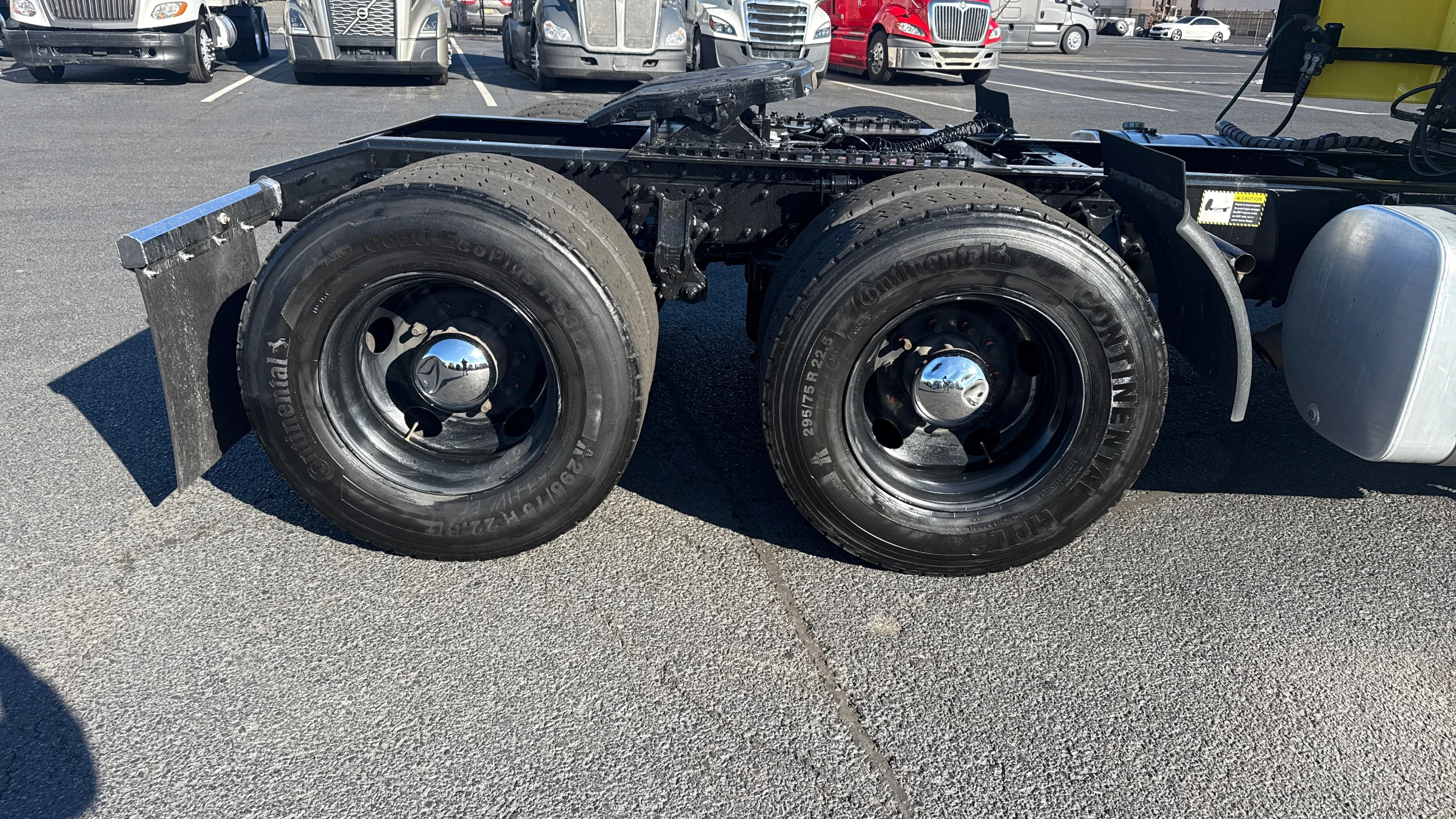 2023 Freightliner Cascadia in Kansas City, MO — photo 46