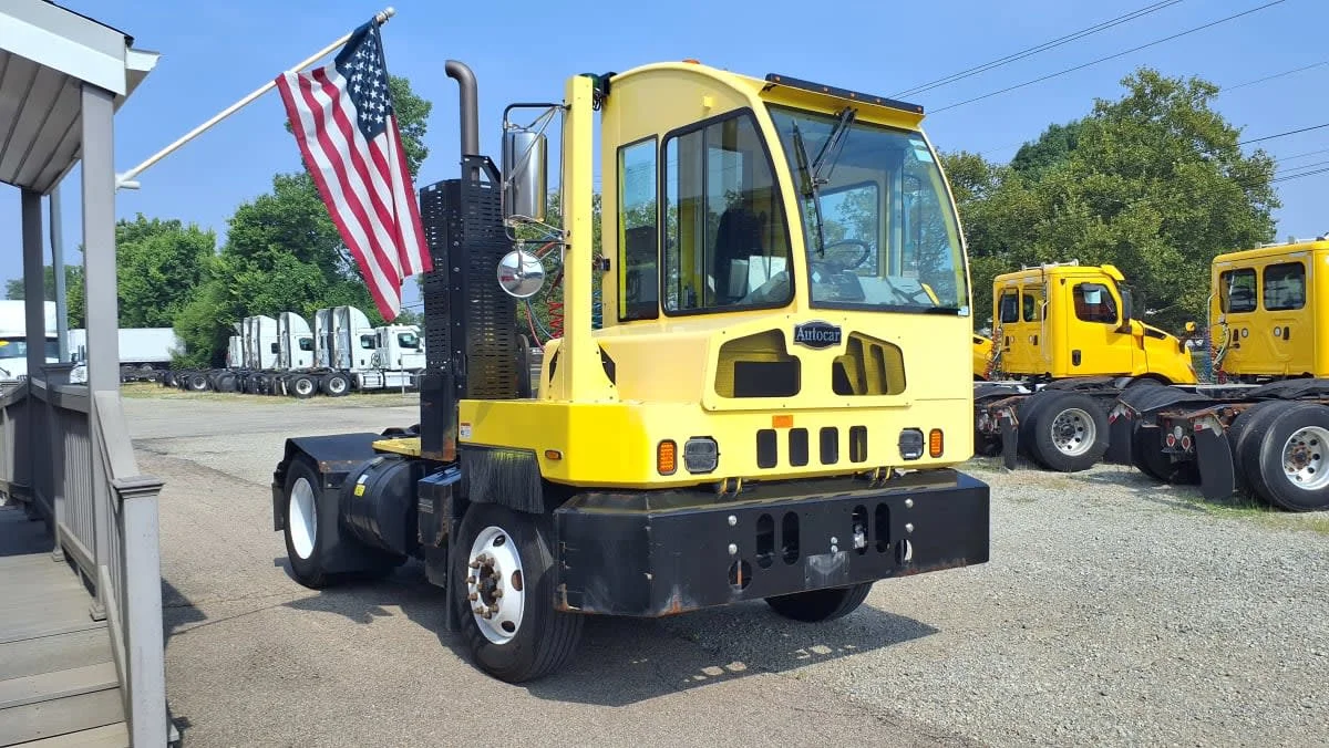 2021 Autocar in West Chester, OH — photo 3
