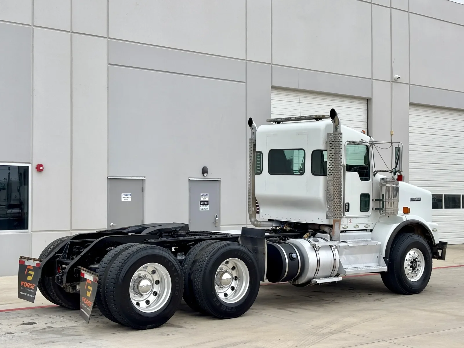 2013 Kenworth T800 in Hutchins, TX — photo 5