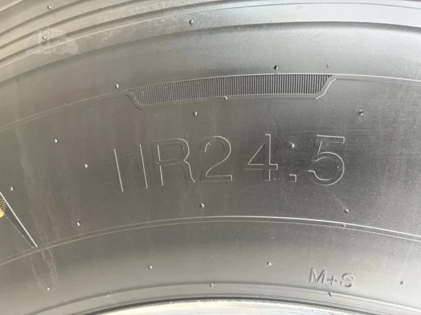 2006 Kenworth T800 - image 29