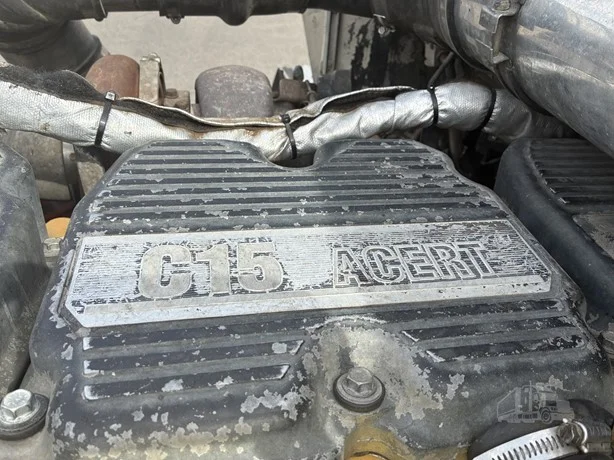 2006 Kenworth T800 - image 36