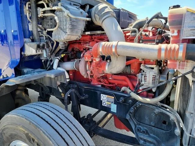 2022 Peterbilt 579 - image 24