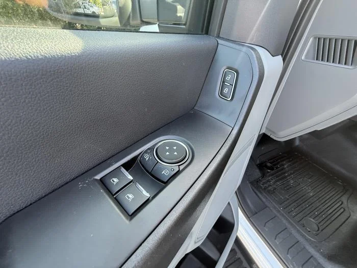 2026 Ford F-550 — photo 10