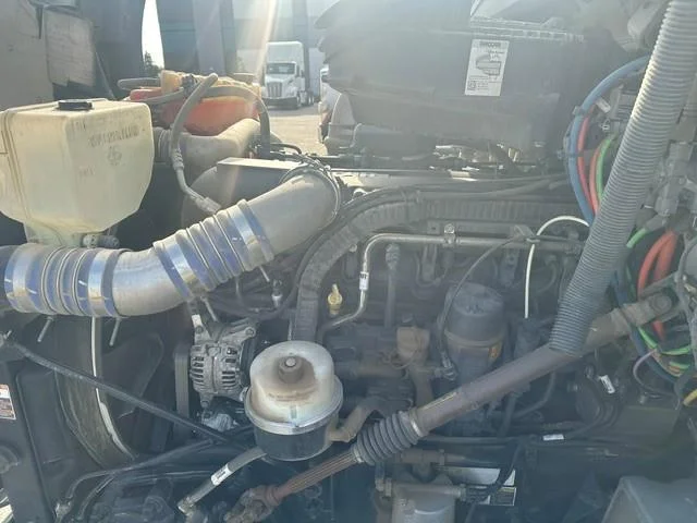 2018 Peterbilt 579 — photo 7