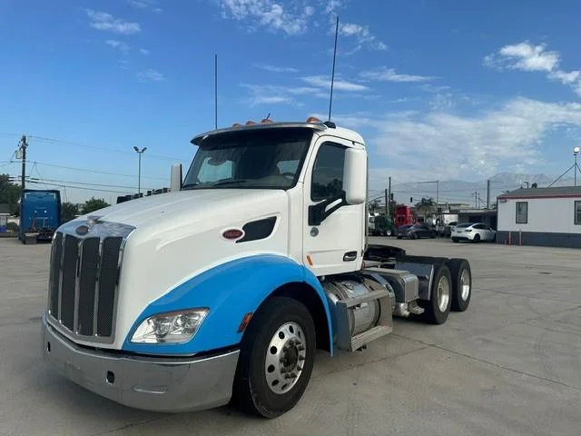 2018 Peterbilt 579 — photo 2