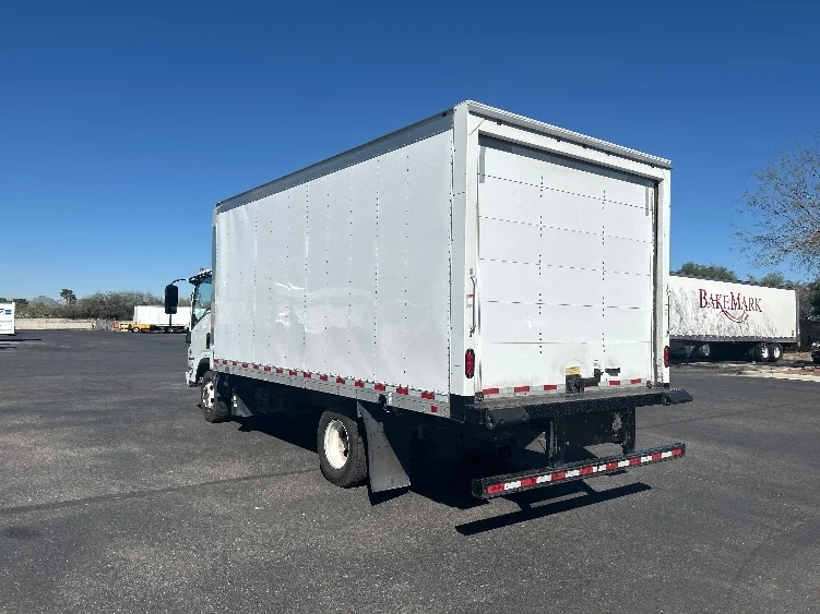 2019 Isuzu NPR - image 6