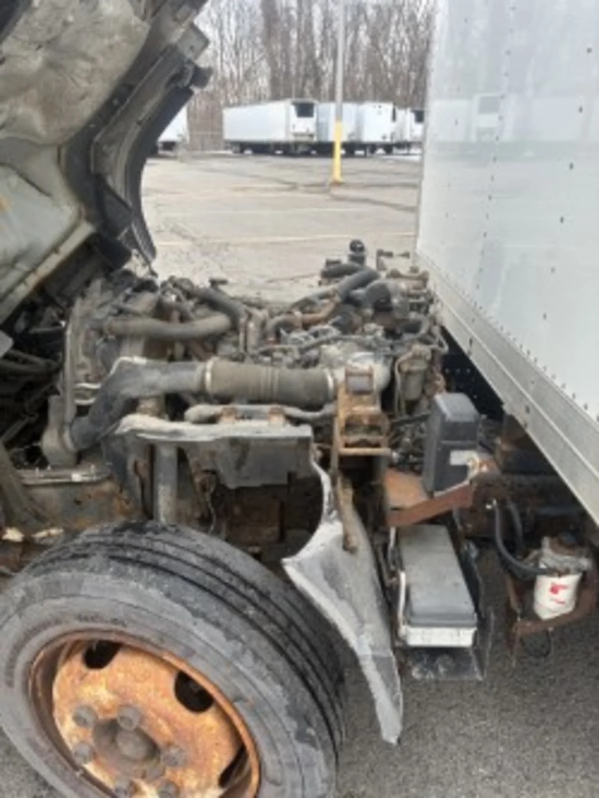 2019 Isuzu NRR - image 9