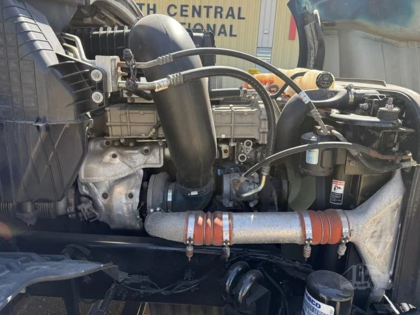2021 Freightliner Cascadia in MN — photo 18