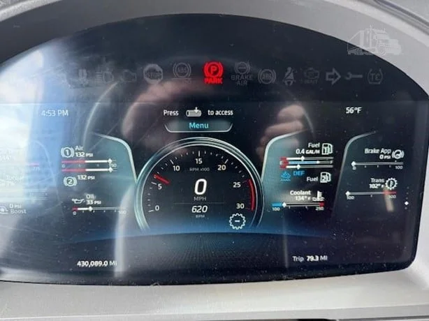 2022 Kenworth W990 - image 24