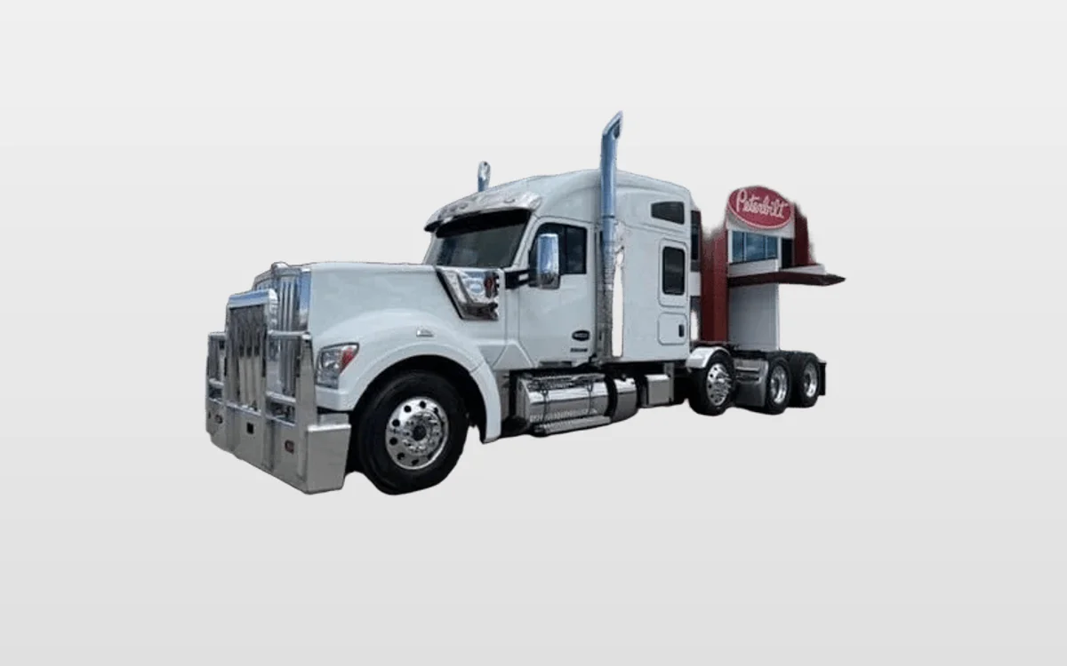 2022 Kenworth W990 - image 1