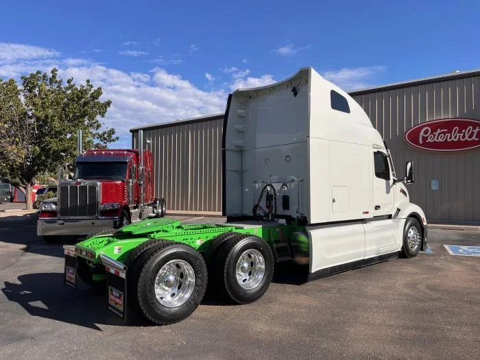 2026 Peterbilt 579 - image 7