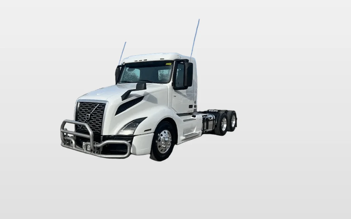 2019 Volvo - image 1