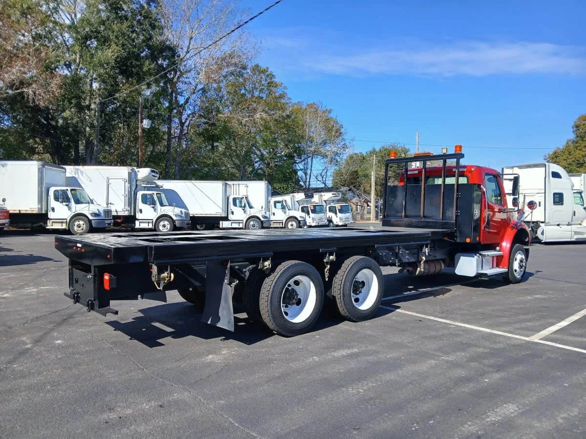2020 Freightliner M2 106 in Atlanta, GA — photo 4