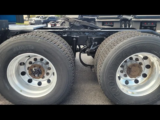 2021 Peterbilt 579 in Memphis, TN — photo 4