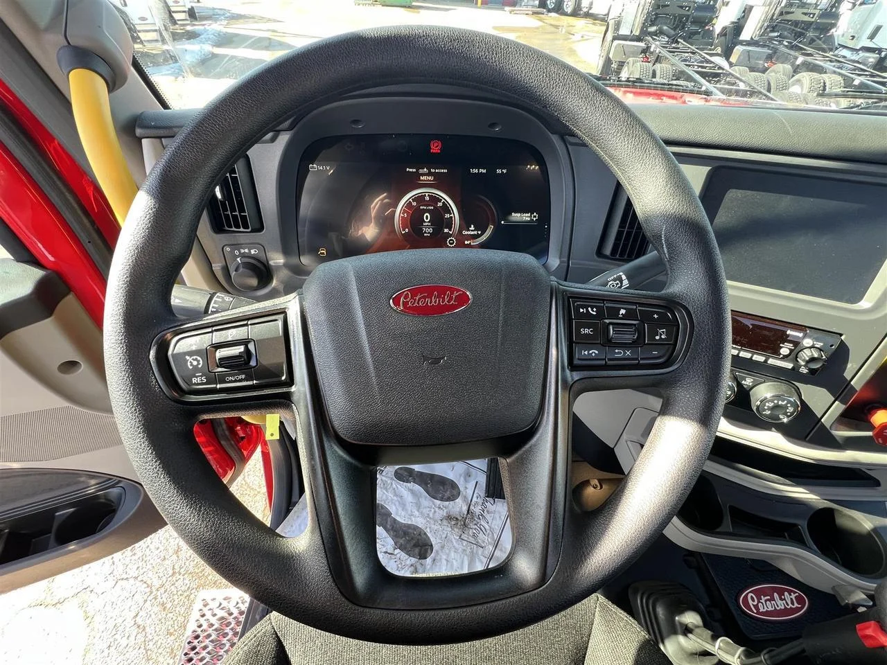 2026 Peterbilt 567 - image 11