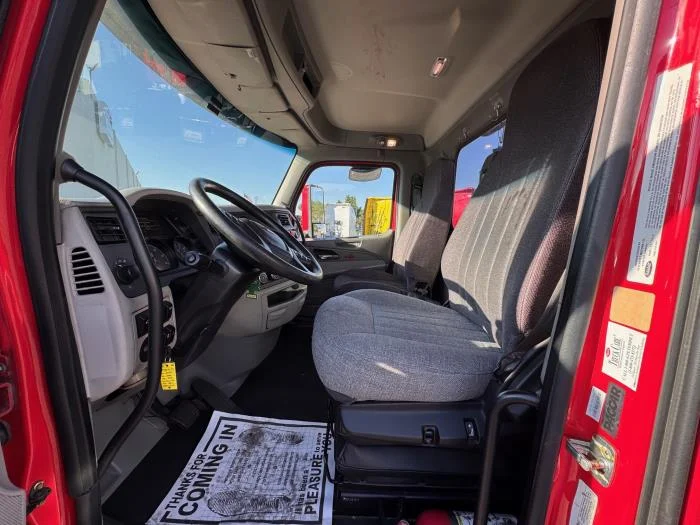 2020 Peterbilt 579 - image 14