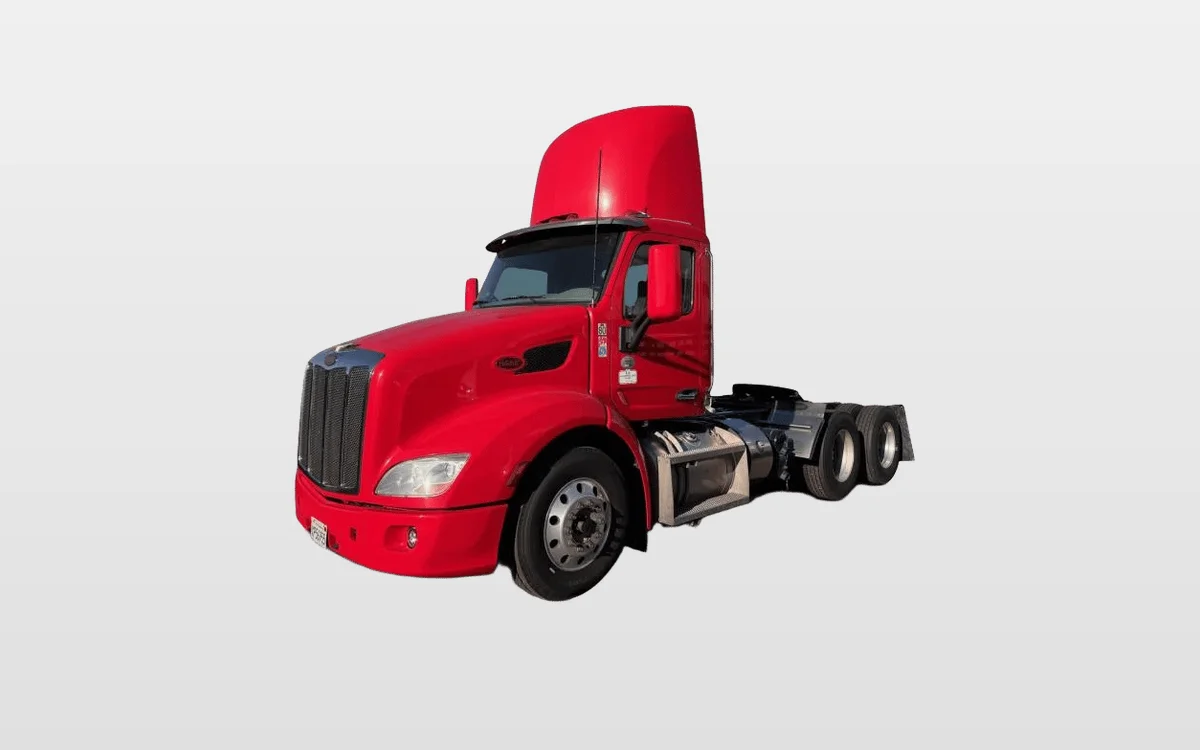 2020 Peterbilt 579 - image 1