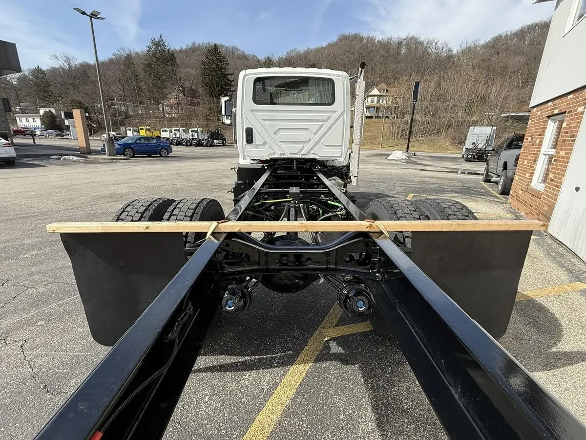 2025 International HV - image 6