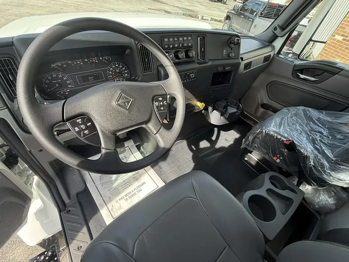 2025 International HV - image 8
