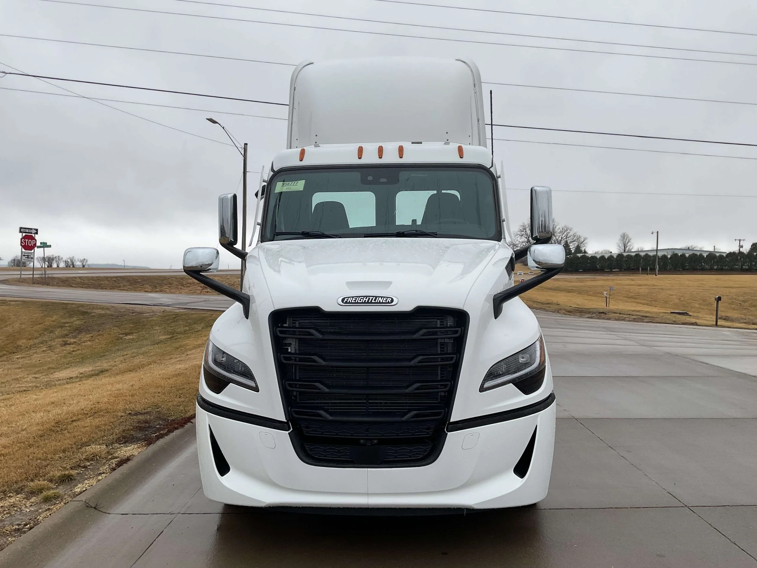 2026 Freightliner Cascadia in Shullsburg, WI — photo 2