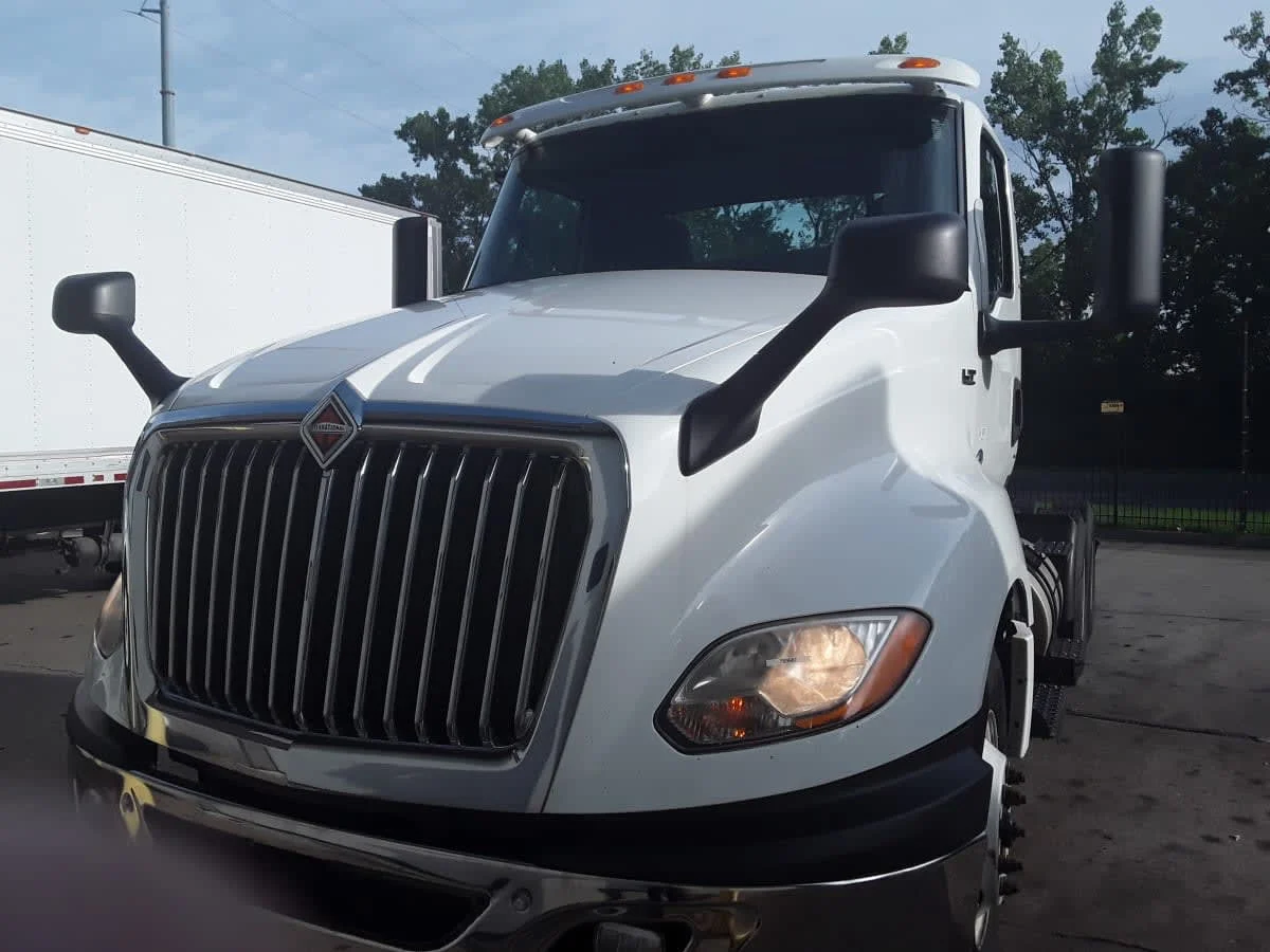 2018 International LT in Kansas City, MO