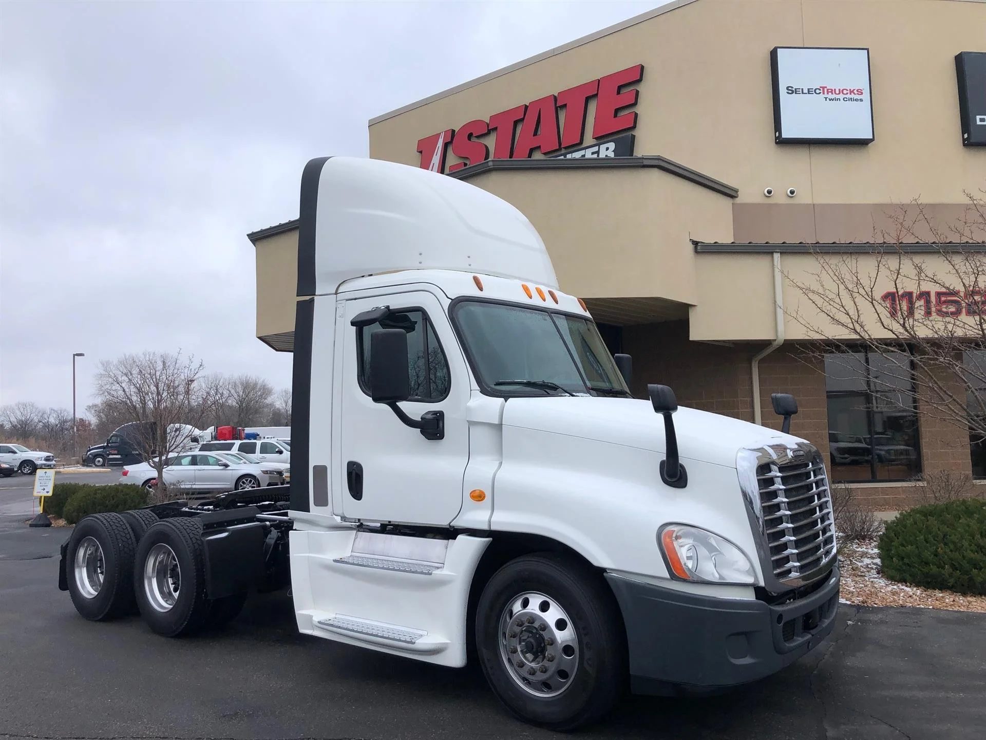 2014 Freightliner Cascadia in Bismarck, ND