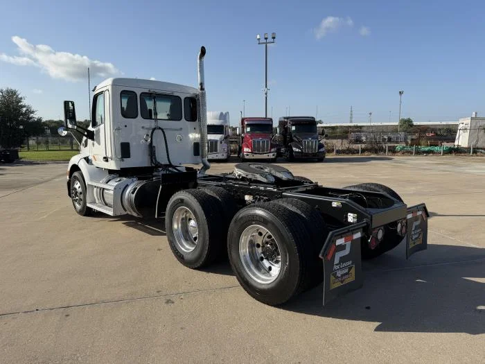 2022 Peterbilt 579 — photo 4