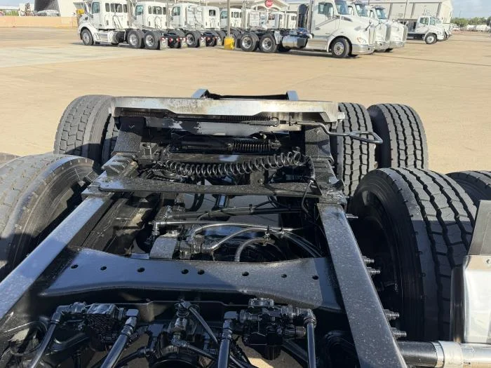 2022 Peterbilt 579 — photo 15