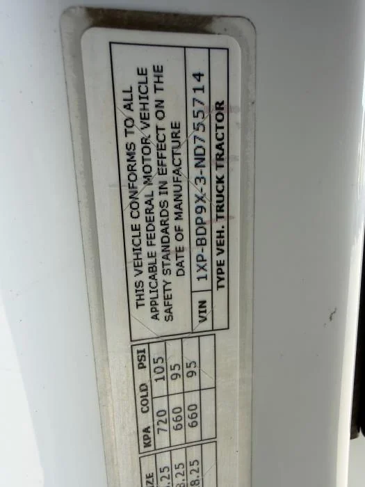 2022 Peterbilt 579 — photo 28