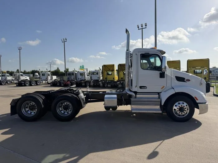 2022 Peterbilt 579 — photo 7