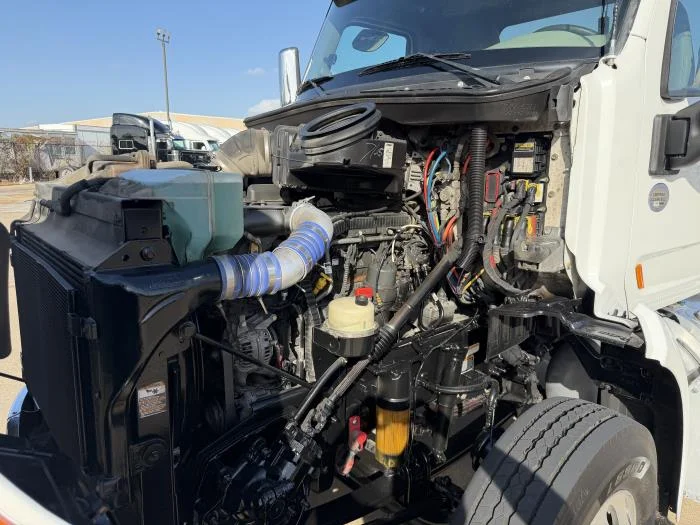 2022 Peterbilt 579 — photo 17