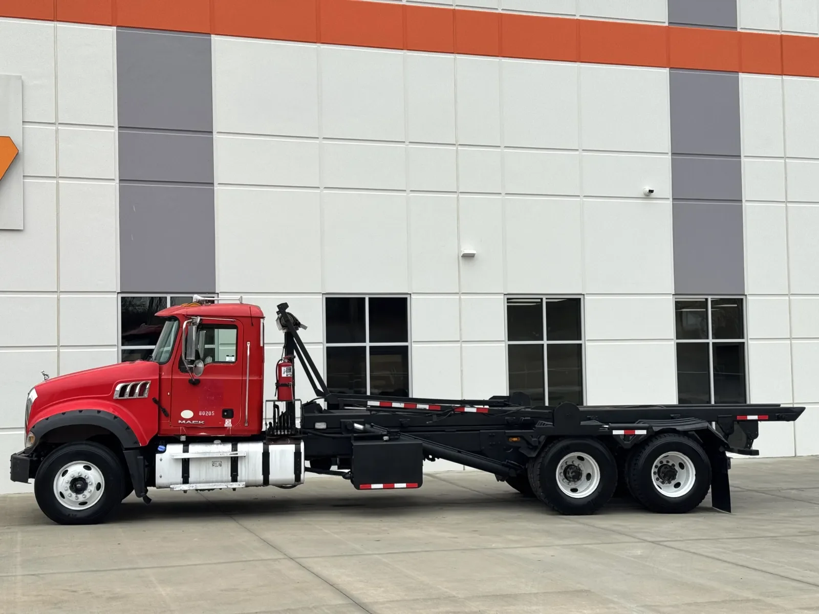 2013 Mack Granite in Greer, SC — photo 4