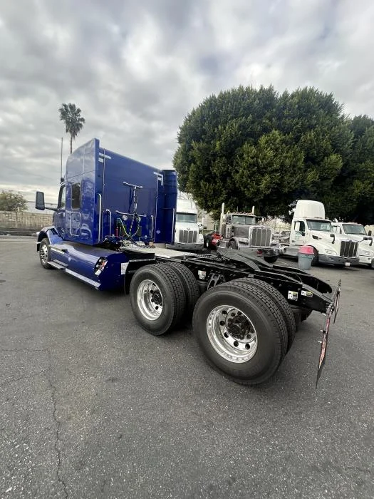 2024 Peterbilt 567 - image 7