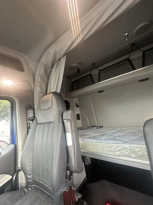 2024 Peterbilt 567 - image 12