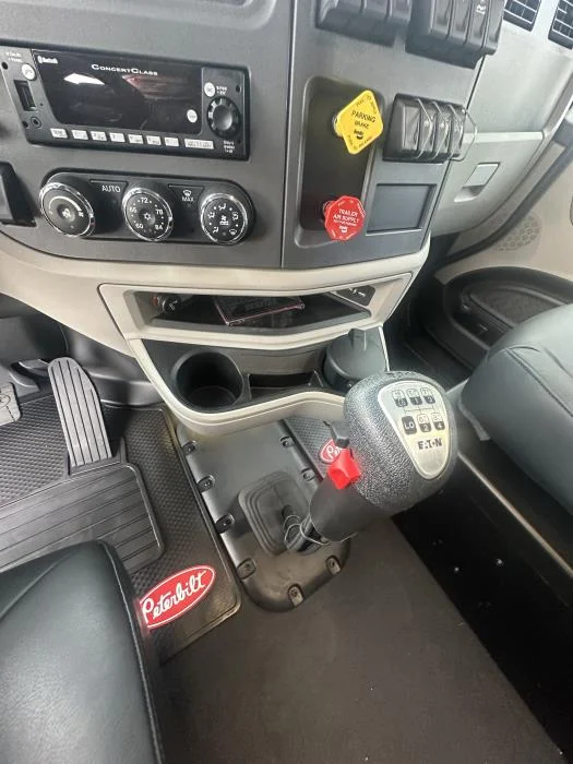 2024 Peterbilt 567 - image 9