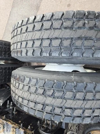 2019 Freightliner Cascadia - image 12