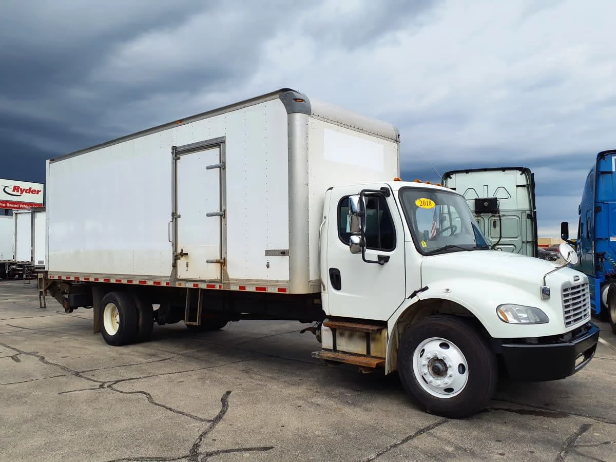 2018 Freightliner M2 106 in Oak Creek, WI — photo 3