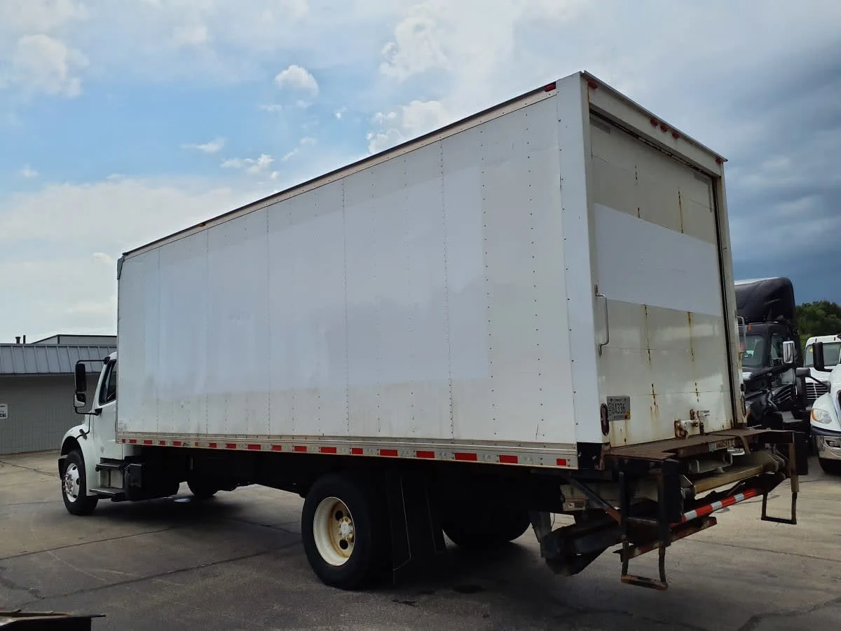 2018 Freightliner M2 106 in Oak Creek, WI — photo 6