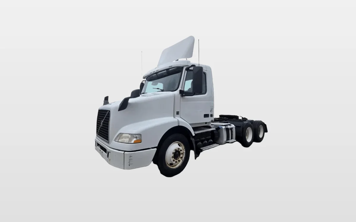 2016 Volvo VNL 300 - image 1